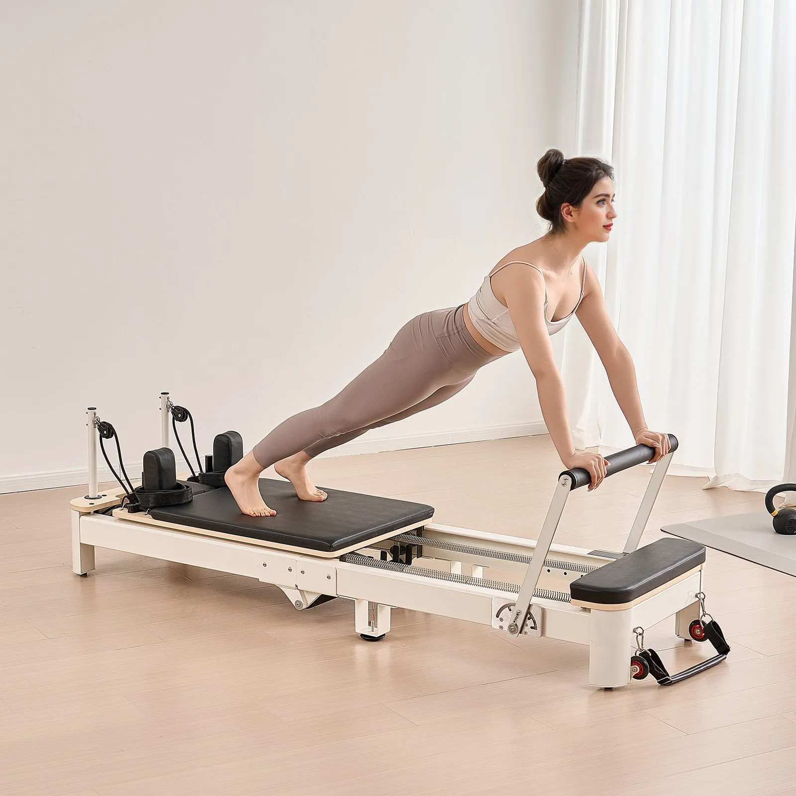 pl_PLTHXCLKZD008JUJ3V0_original_img-v4_pilates-reformer-m100-1.12.jpg